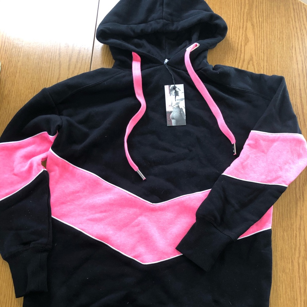 sommer ray pink and black sweatshirt